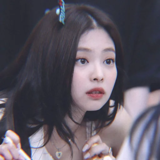 🎠 Стикер «BlackPink Jennie» для Telegram