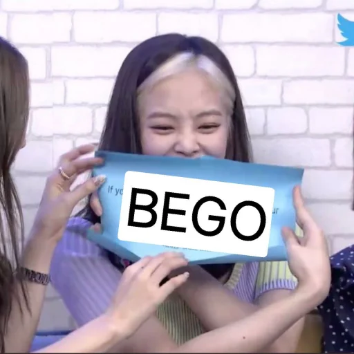💜 Стикер «Jennie Blackpink» для Telegram