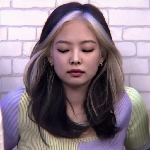 💜 Стикер «Jennie Blackpink» для Telegram
