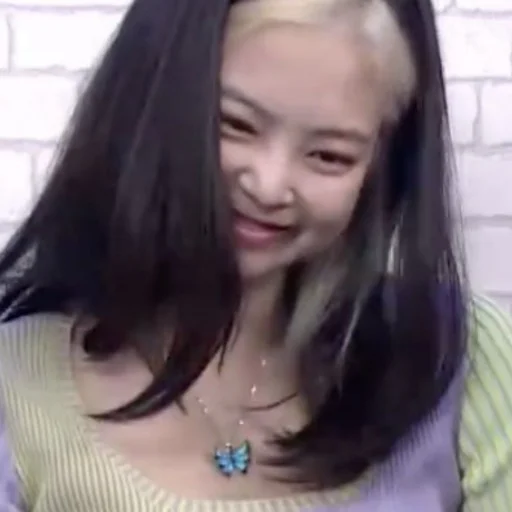 💜 Стикер «Jennie Blackpink» для Telegram