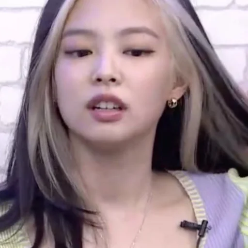 💜 Стикер «Jennie Blackpink» для Telegram