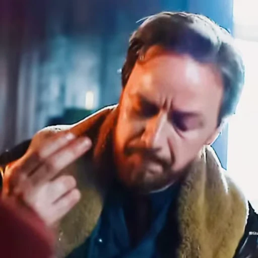😐 Стикер «Джеймс МакЭвой» для Telegram