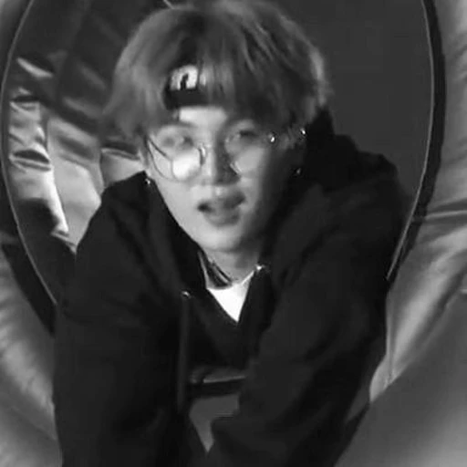 🕸 Стикер «yoongi» для Telegram