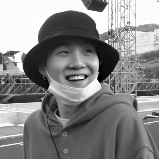 🕸 Стикер «yoongi» для Telegram