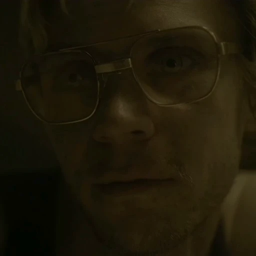 ☎️ Стикер «Monster The Jeffrey Dahmer Story» для Telegram