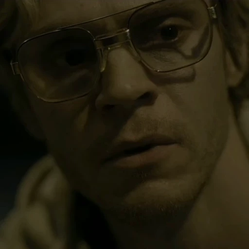 ☎️ Стикер «Monster The Jeffrey Dahmer Story» для Telegram