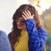 Стикер 37 Эрчел из сериала Постучись в мою дверь
