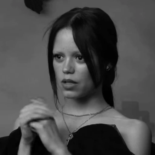 🌟 Стикер «Jenna Ortega» для Telegram