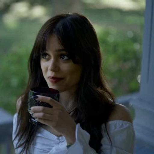 🕸 Стикер «Jenna Ortega Дженна Ортега» для Telegram