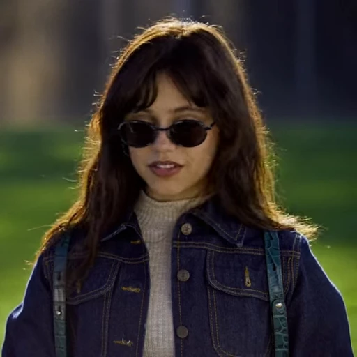 🕸 Стикер «Jenna Ortega Дженна Ортега» для Telegram