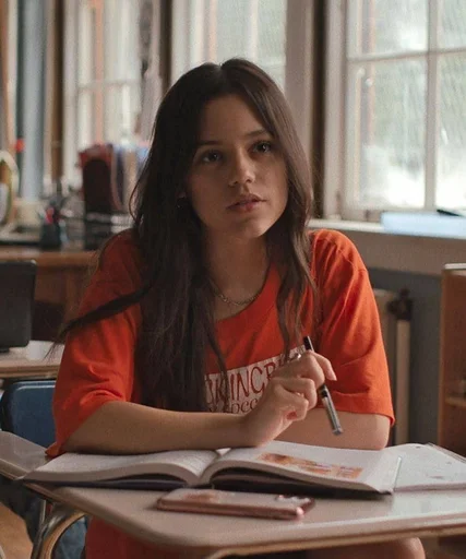 🤨 Стикер «Jenna Ortega» для Telegram