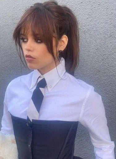 😴 Стикер «Jenna Ortega» для Telegram