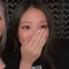 Стикер 3 Jennie