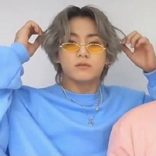 🦦 Стикер «bts jungkook» для Telegram
