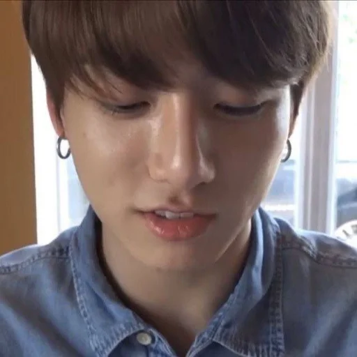 🦦 Стикер «bts jungkook» для Telegram
