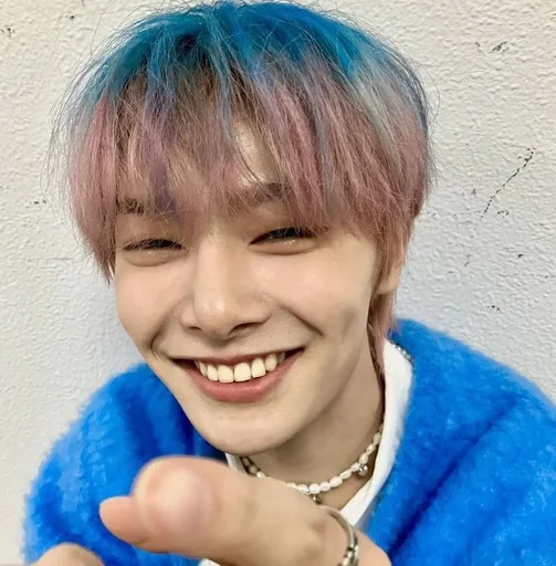 😄 Стикер «jeongin» для Telegram