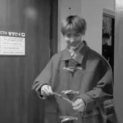 🐻‍❄️ Стикер «jeon lss» для Telegram