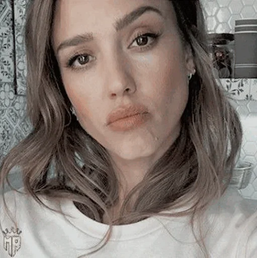 🥺 Стикер «Jessica Alba» для Telegram