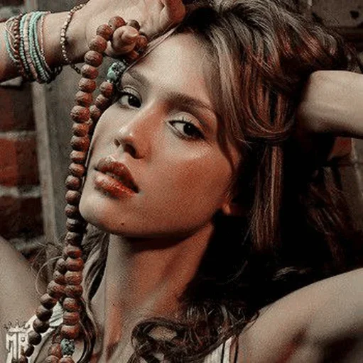 😟 Стикер «Jessica Alba» для Telegram