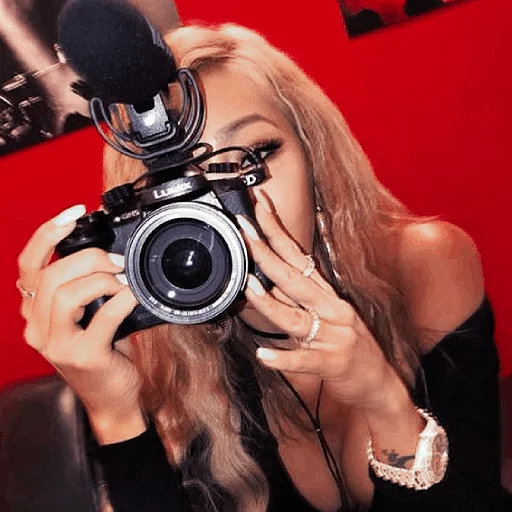 🤍 Стикер «JESSI / Джесси» для Telegram