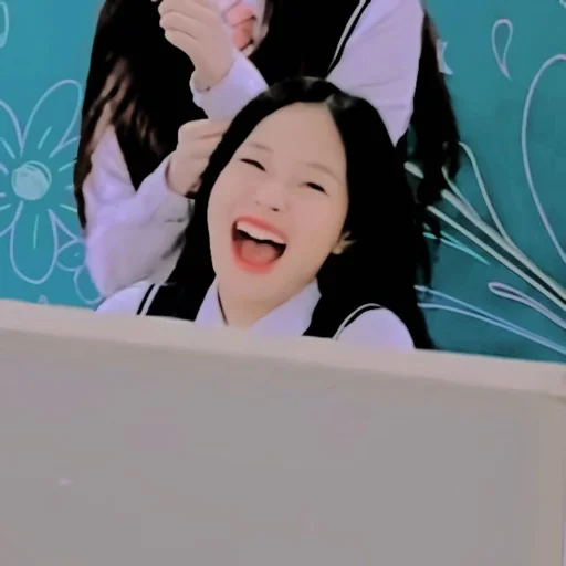 😂 Стикер «jihyohan» для Telegram