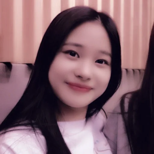 🐣 Стикер «han jihyo» для Telegram