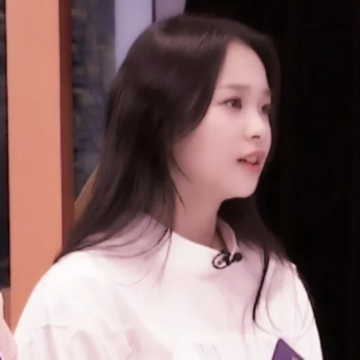 🐣 Стикер «han jihyo» для Telegram