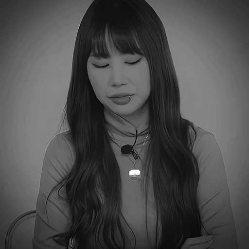 🙄 Стикер «itzy ryujin» для Telegram