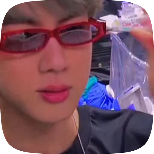 🚿 Стикер «Seok jin» для Telegram