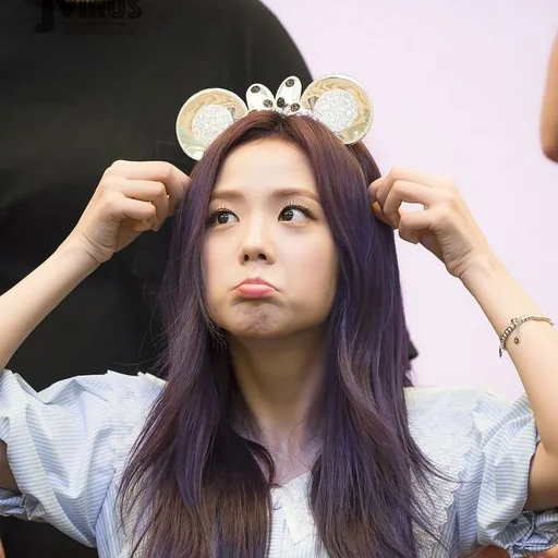 🦄 Стикер «jisoo» для Telegram