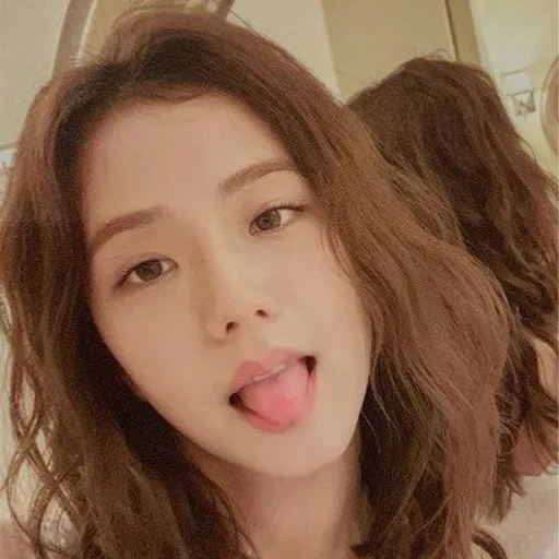 🦄 Стикер «jisoo» для Telegram