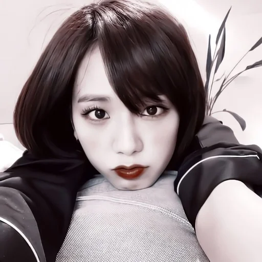 🌟 Стикер «Miss Jisoo» для Telegram