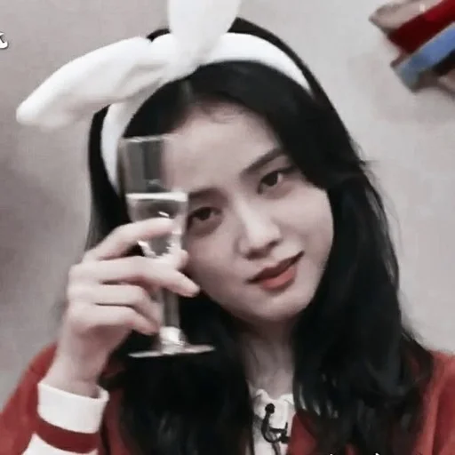 🌟 Стикер «Miss Jisoo» для Telegram