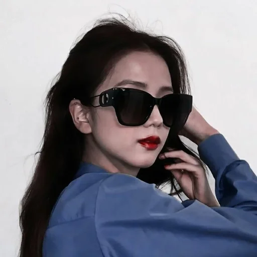 🌟 Стикер «Miss Jisoo» для Telegram