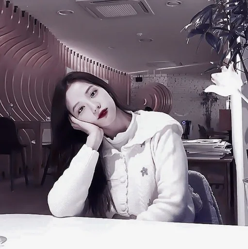 🌟 Стикер «Miss Jisoo» для Telegram