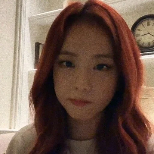 🌟 Стикер «Miss Jisoo» для Telegram
