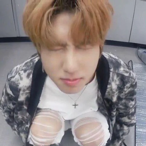 😇 Стикер «jisung// stray kids» для Telegram