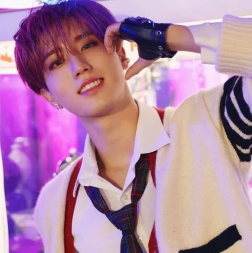 💜 Стикер «jisung// stray kids» для Telegram