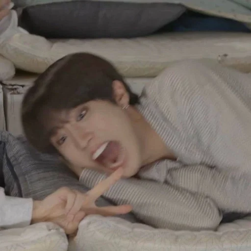 😠 Стикер «jisung// stray kids» для Telegram