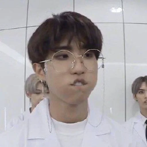 🐹 Стикер «jisung// stray kids» для Telegram