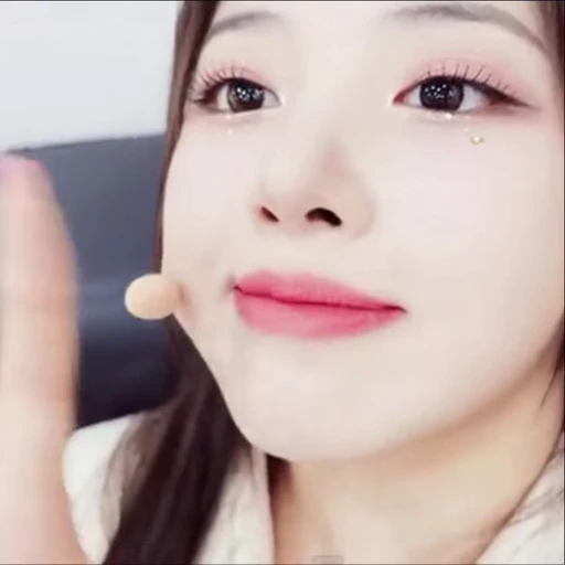 💋 Стикер «jijiwoo» для Telegram