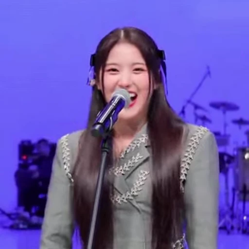 ☂️ Стикер «jijiwoo» для Telegram