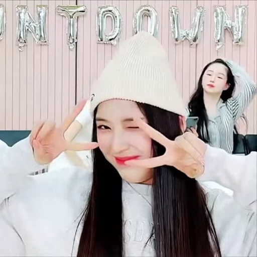 🎧 Стикер «jijiwoo» для Telegram