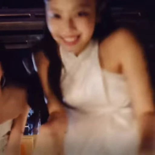 🥰 Стикер «jennie blackpink» для Telegram