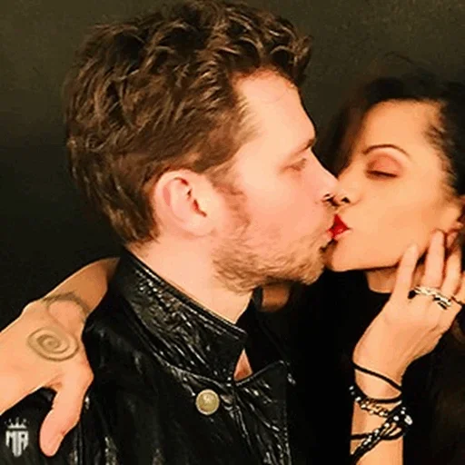 💋 Стикер «Joseph Morgan» для Telegram