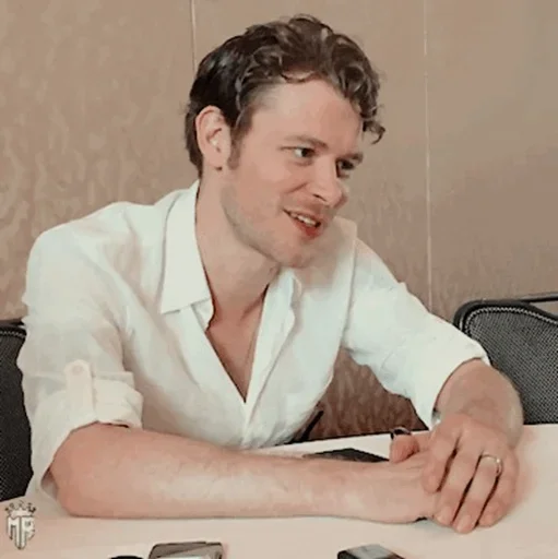 😌 Стикер «Joseph Morgan» для Telegram