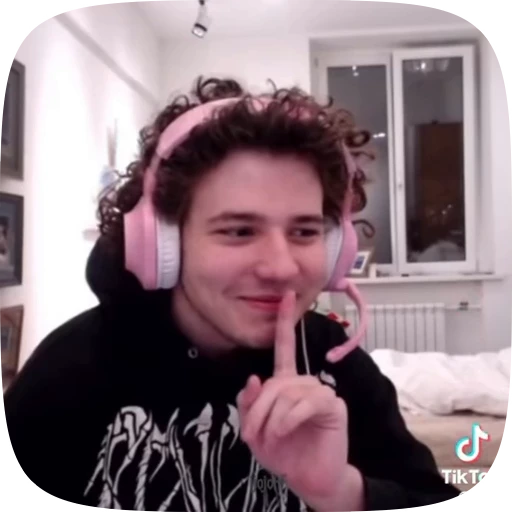 😗 Стикер «JojoHF» для Telegram