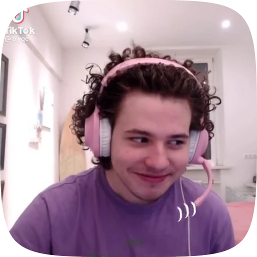 😘 Стикер «JojoHF» для Telegram