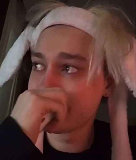 😭 Стикер «Жожо и Некончай» для Telegram