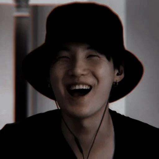 🐵 Стикер «Suga» для Telegram